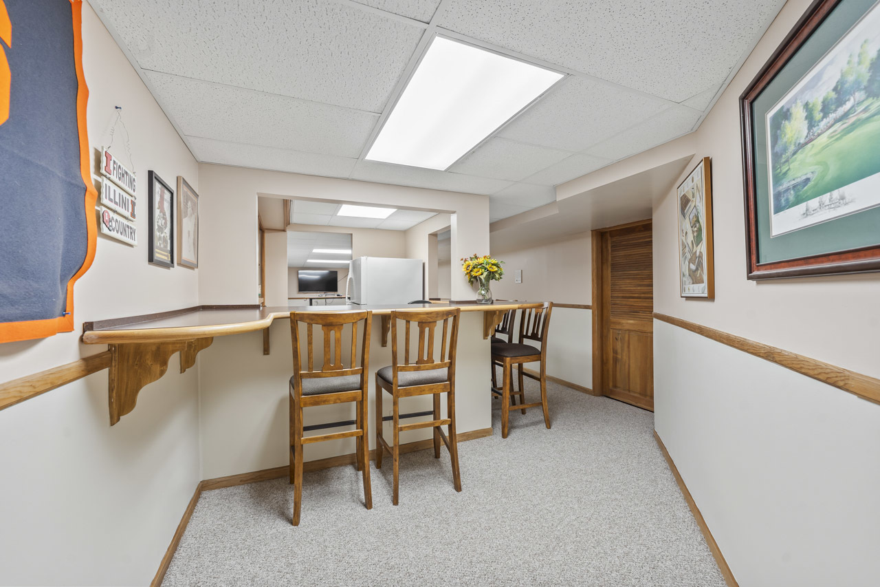 2245 Tanglewood Drive Aurora IL 60506