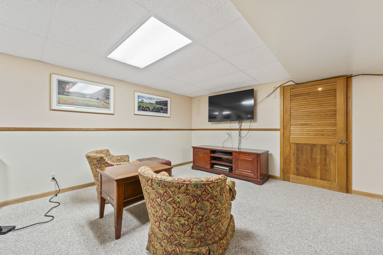 2245 Tanglewood Drive Aurora IL 60506