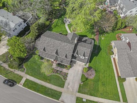 2245 Tanglewood Drive Aurora IL 60506