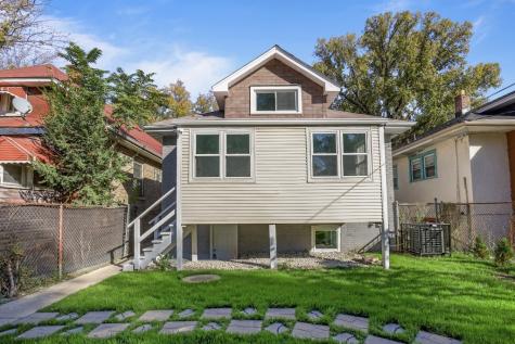 1702 South 4th Avenue Maywood IL 60153
