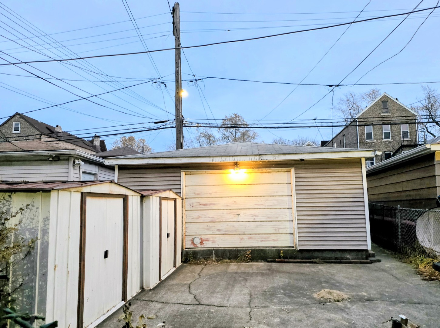 2935 South Emerald Avenue Chicago IL 60616