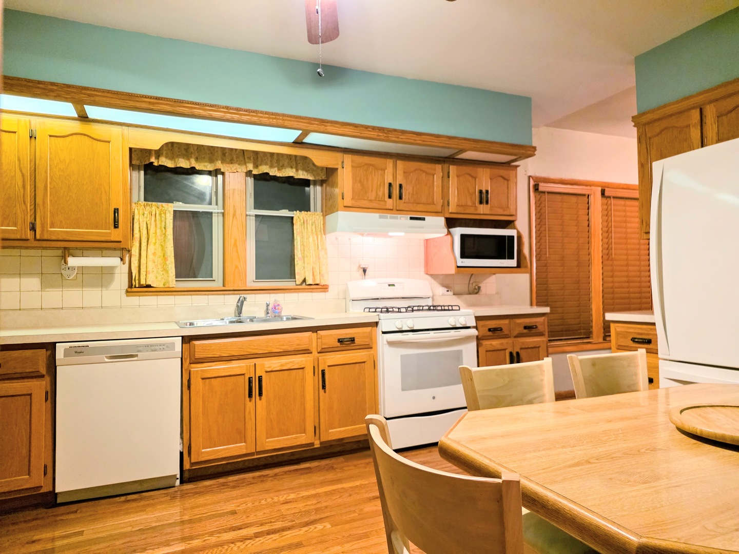 2935 South Emerald Avenue Chicago IL 60616