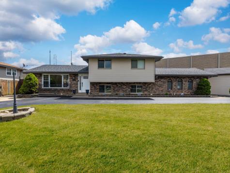 8625 West 81st Street Justice IL 60458