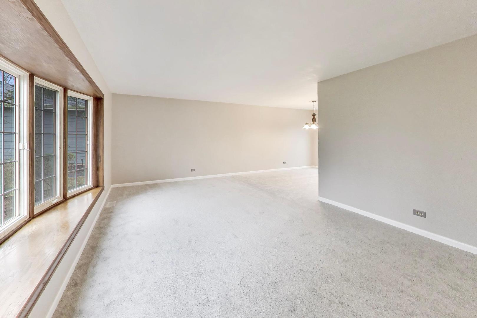 1918 Templar Drive Naperville IL 60565