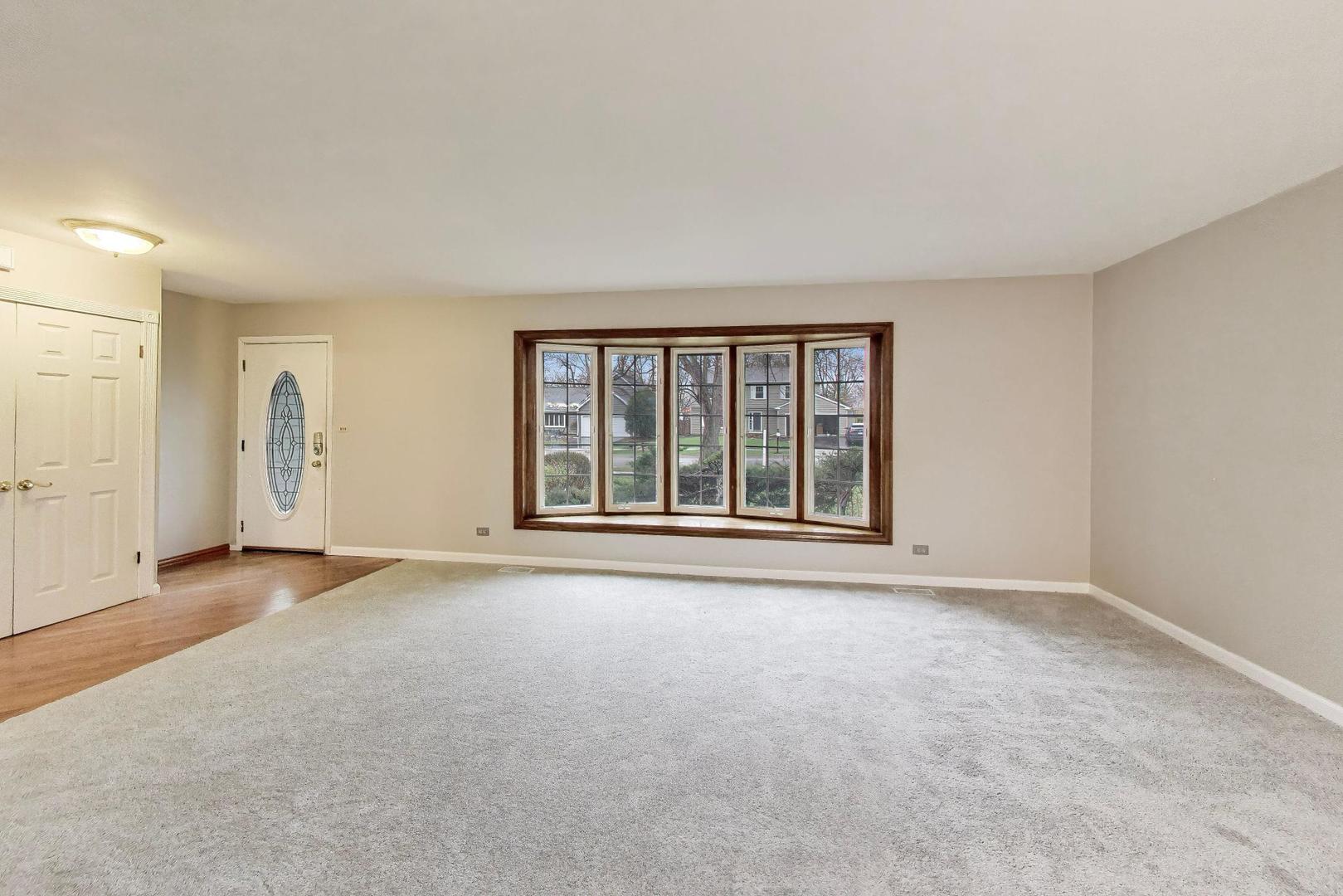 1918 Templar Drive Naperville IL 60565