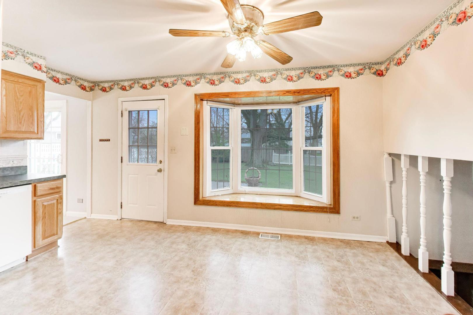 1918 Templar Drive Naperville IL 60565