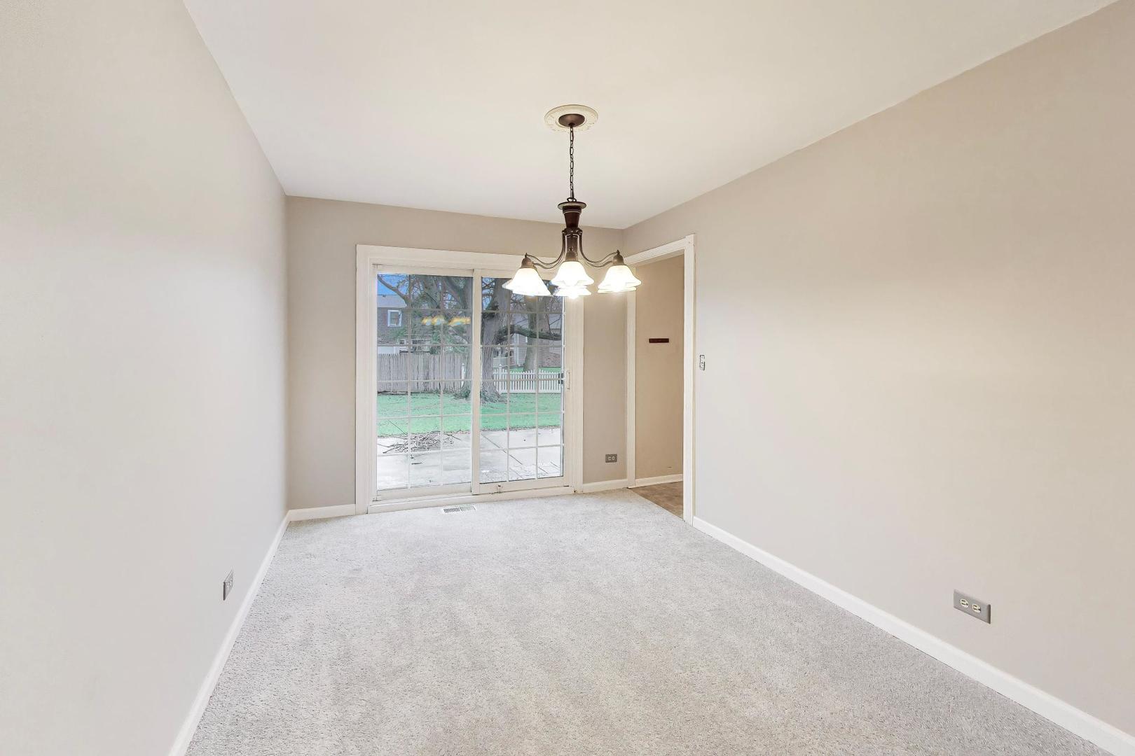1918 Templar Drive Naperville IL 60565