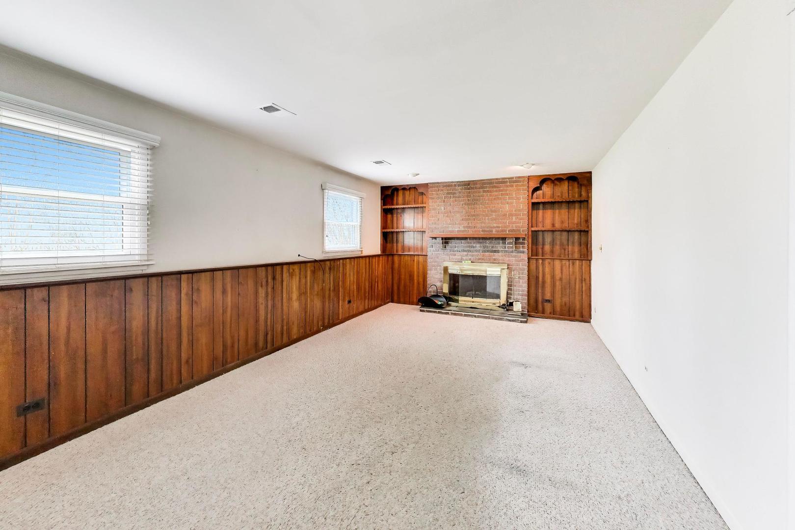 1918 Templar Drive Naperville IL 60565