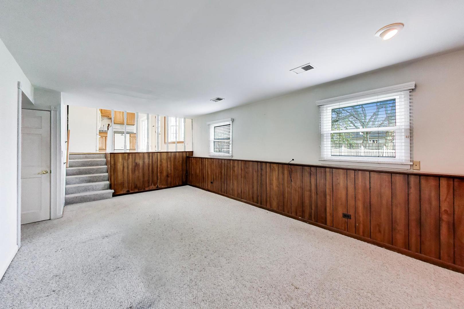 1918 Templar Drive Naperville IL 60565