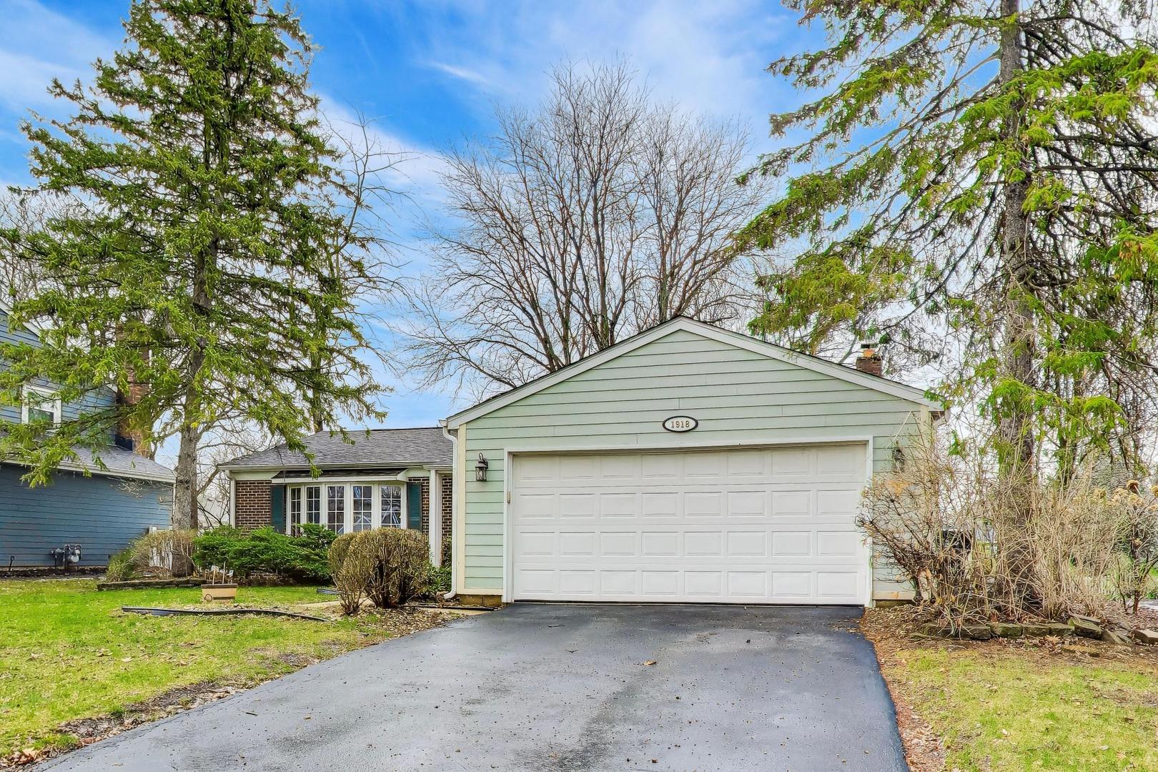 1918 Templar Drive Naperville IL 60565
