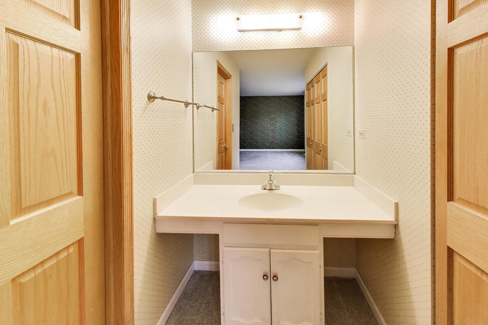 1918 Templar Drive Naperville IL 60565