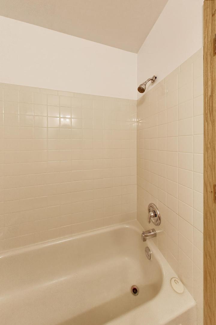 1918 Templar Drive Naperville IL 60565