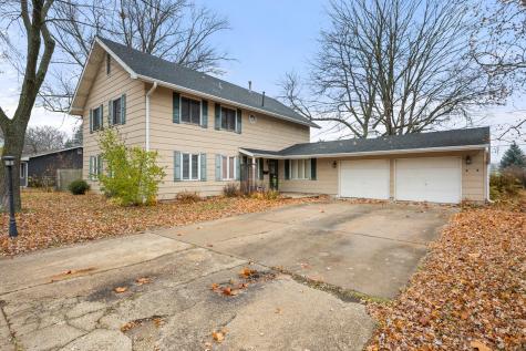 181 Tilton Park Drive Dekalb IL 60115