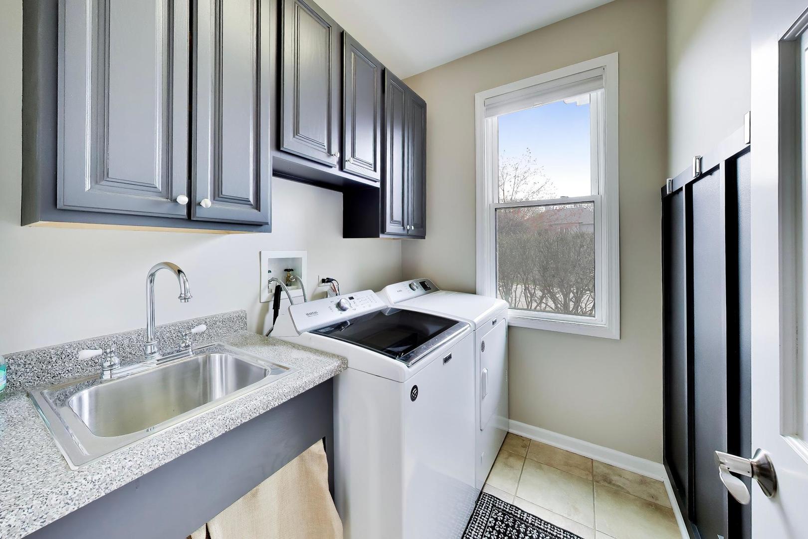 26W363 Torrey Pines Court Winfield IL 60190