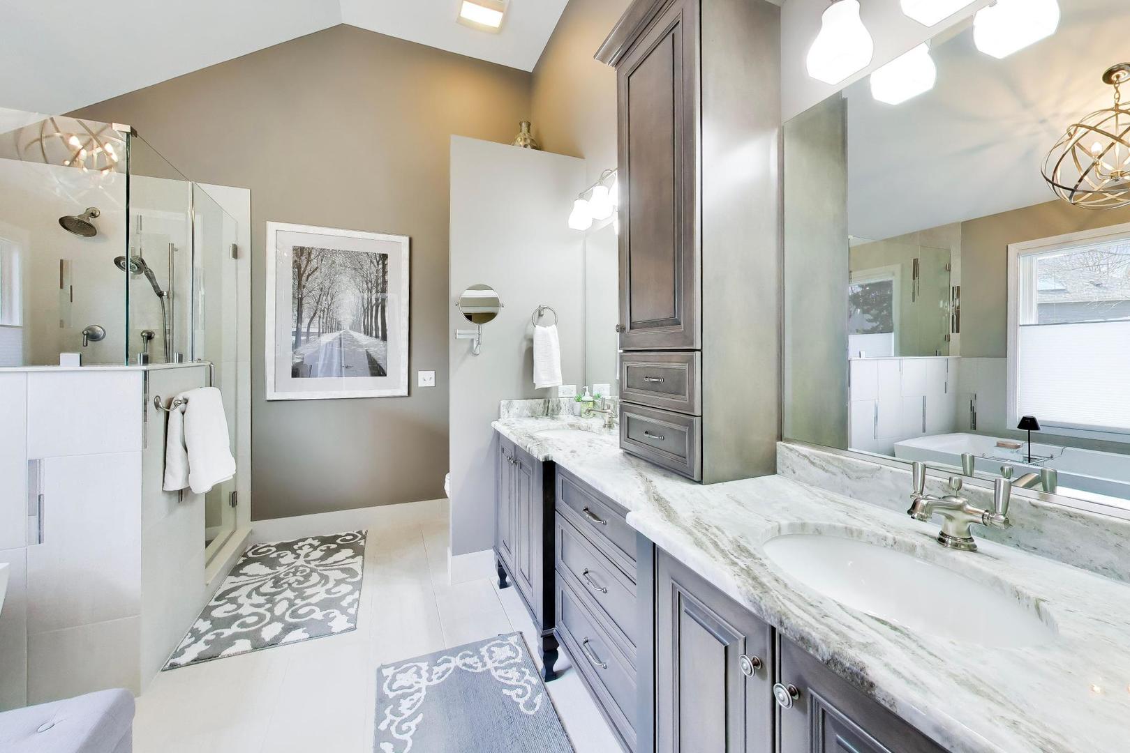 26W363 Torrey Pines Court Winfield IL 60190