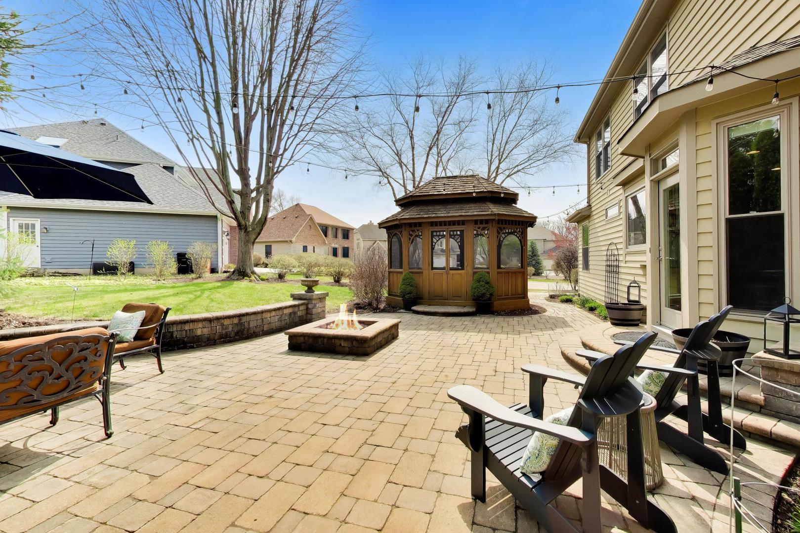 26W363 Torrey Pines Court Winfield IL 60190