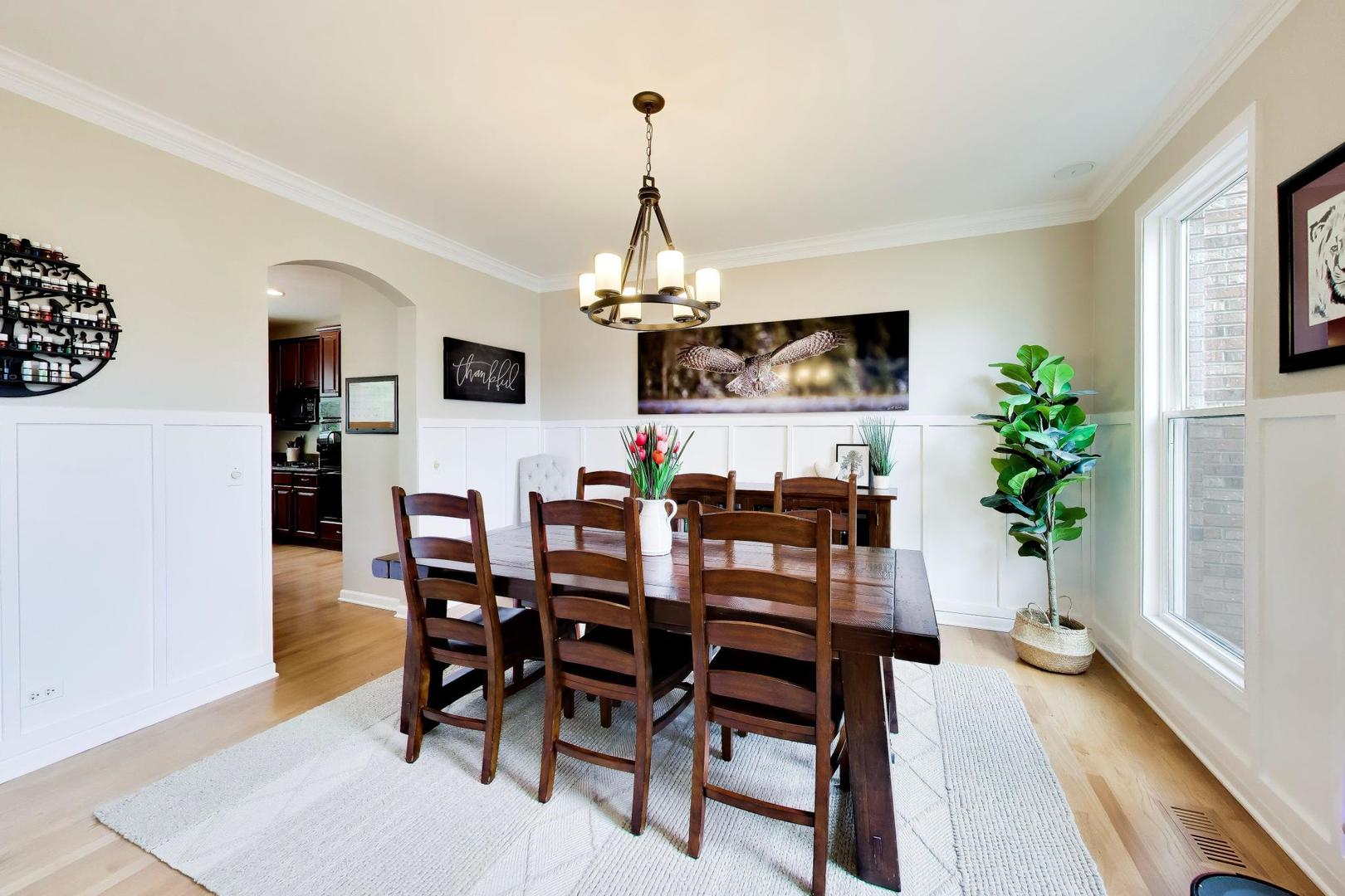 26W363 Torrey Pines Court Winfield IL 60190