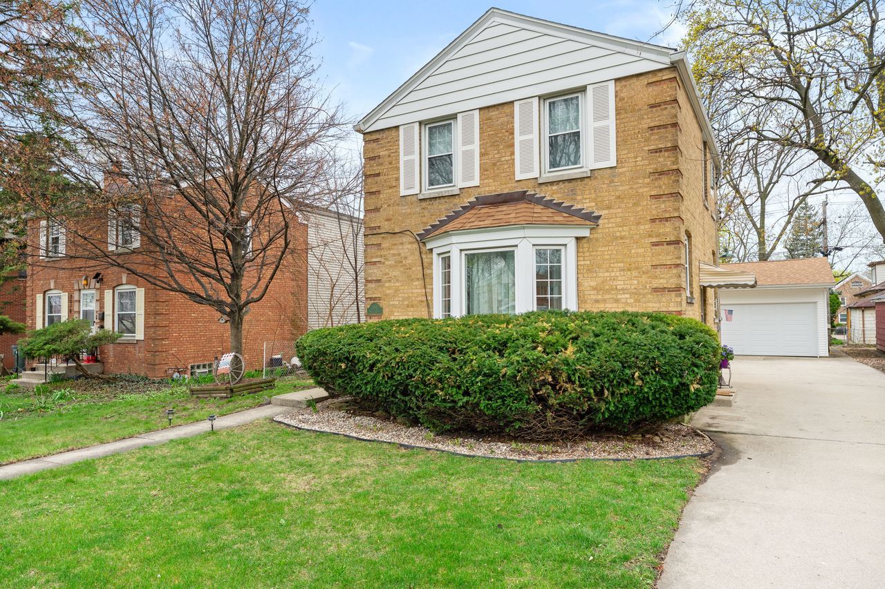 2012 Newton Avenue Park Ridge IL 60068