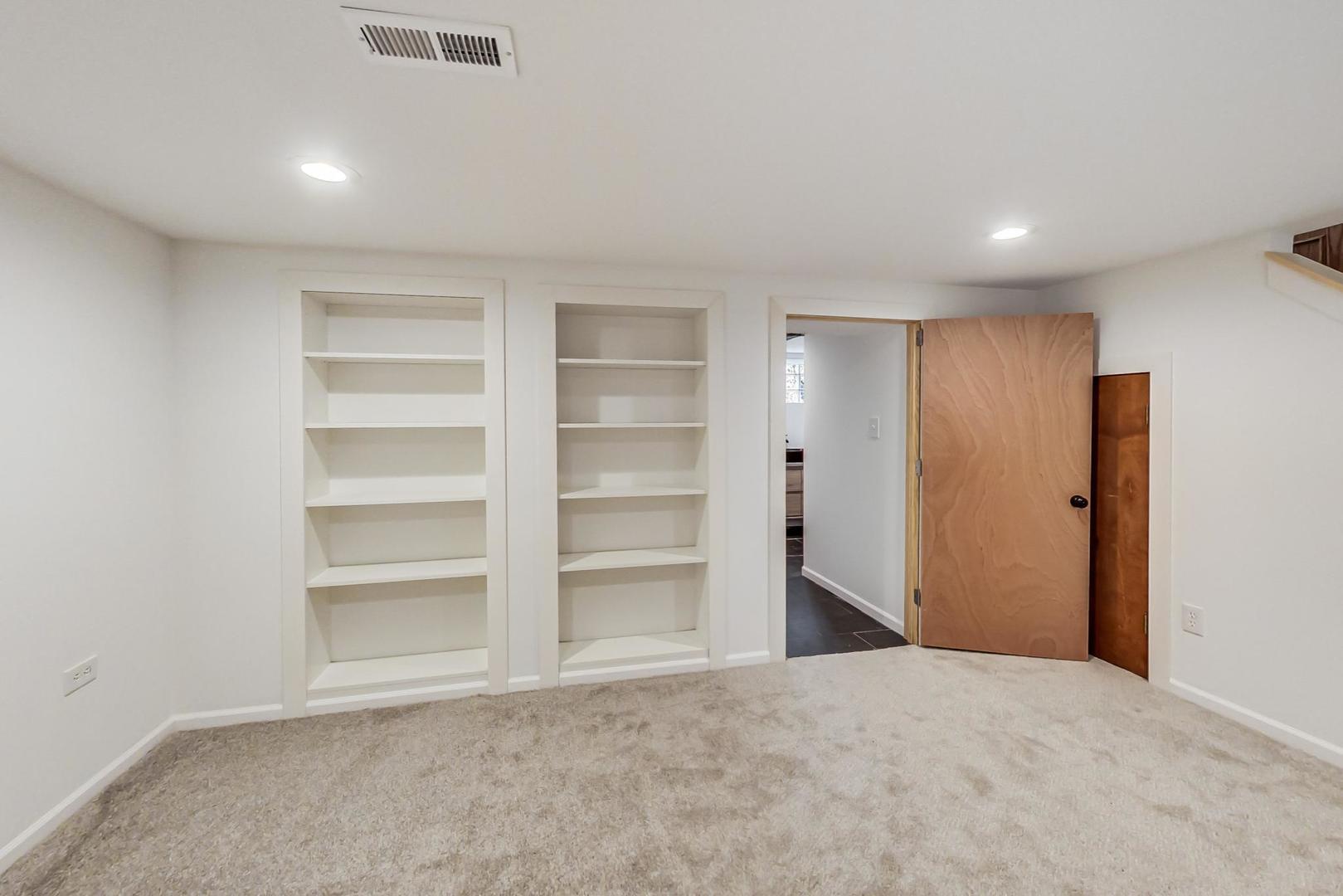2012 Newton Avenue Park Ridge IL 60068