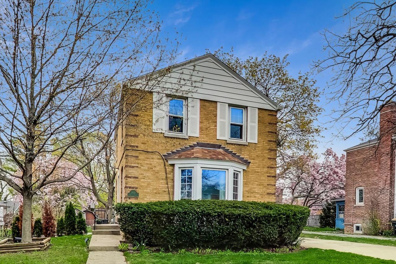 2012 Newton Avenue Park Ridge IL 60068