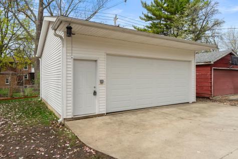 2012 Newton Avenue Park Ridge IL 60068