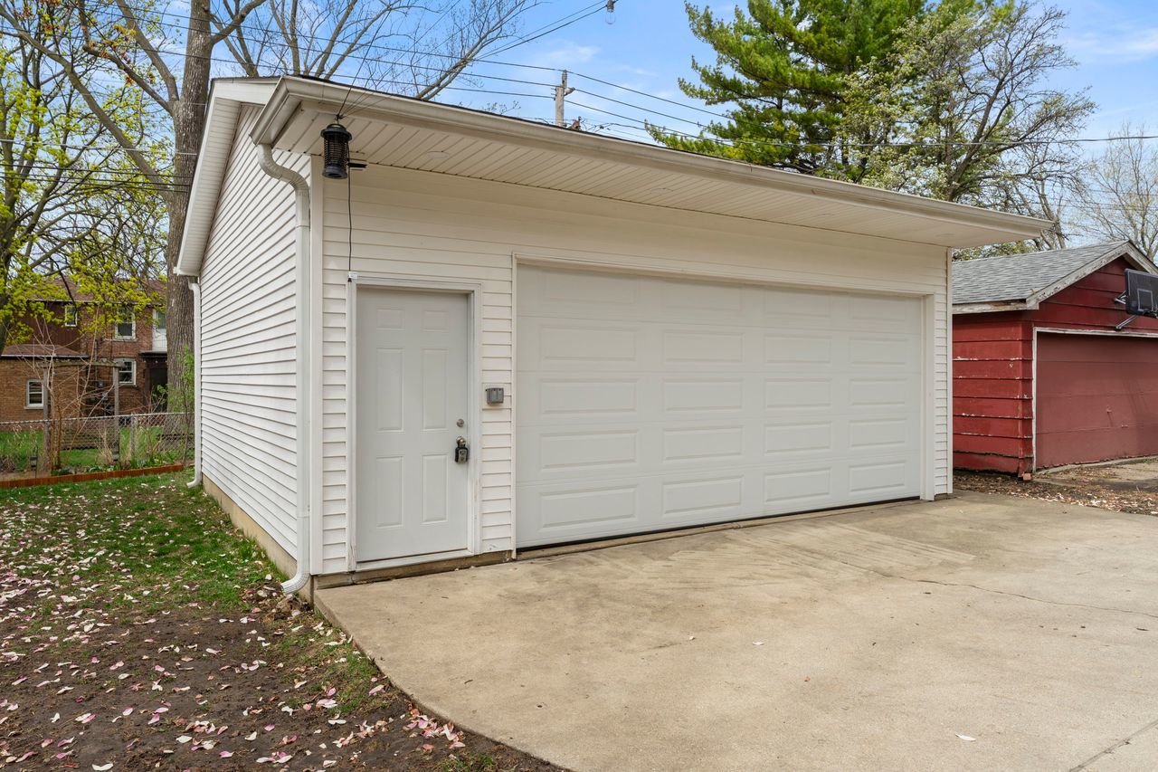 2012 Newton Avenue Park Ridge IL 60068