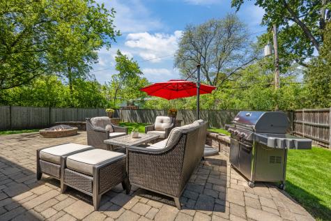 1114 Oxford Road Deerfield IL 60015