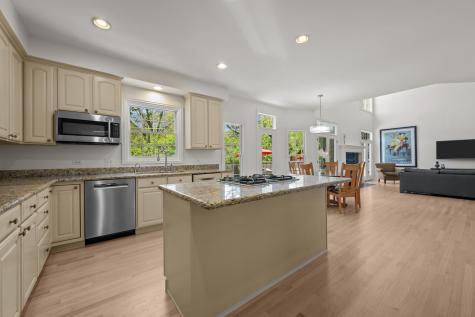 1114 Oxford Road Deerfield IL 60015