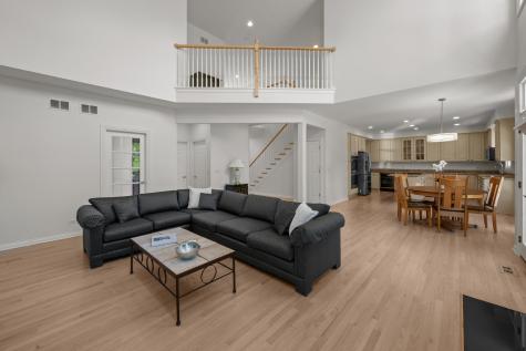 1114 Oxford Road Deerfield IL 60015