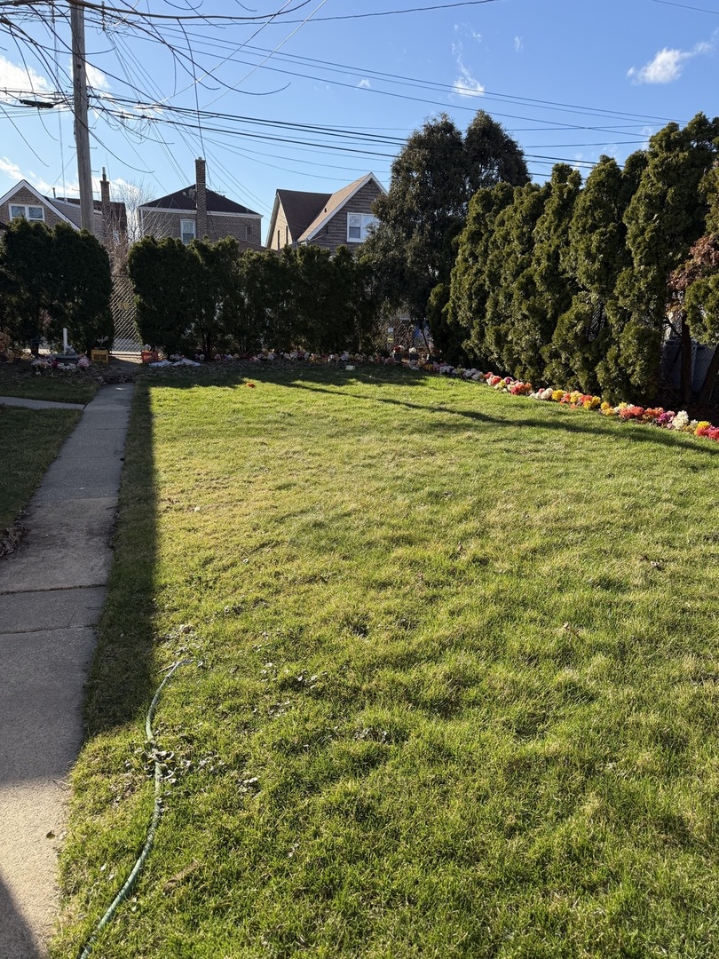 10210 South Rhodes Avenue Chicago IL 60628