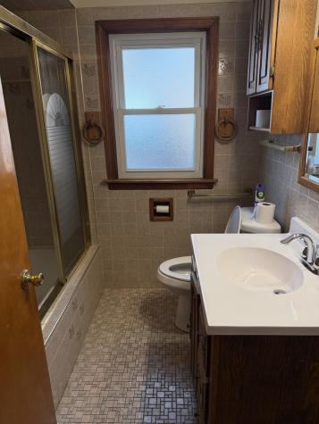 10210 South Rhodes Avenue Chicago IL 60628