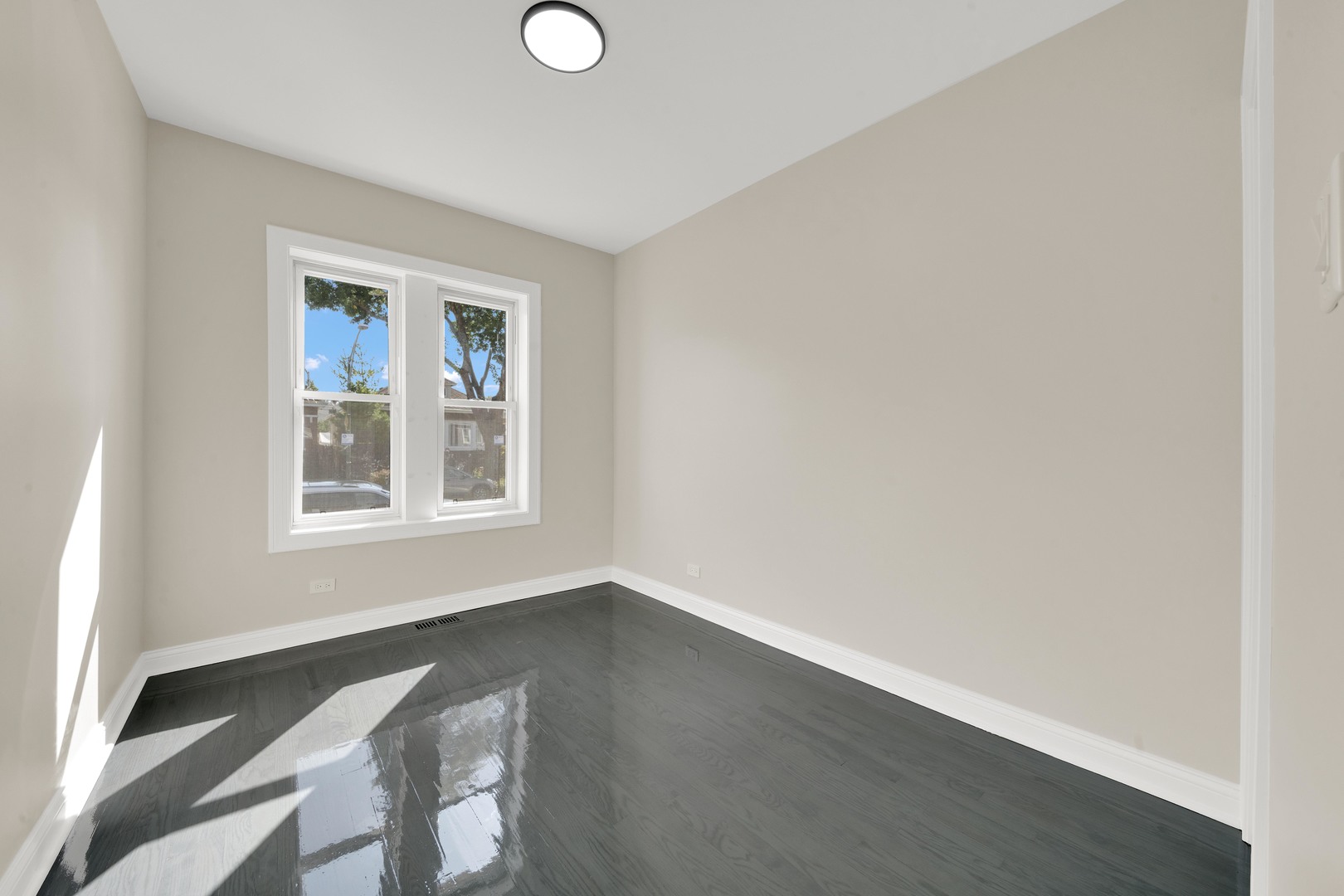 6010 South Richmond Street Chicago IL 60629