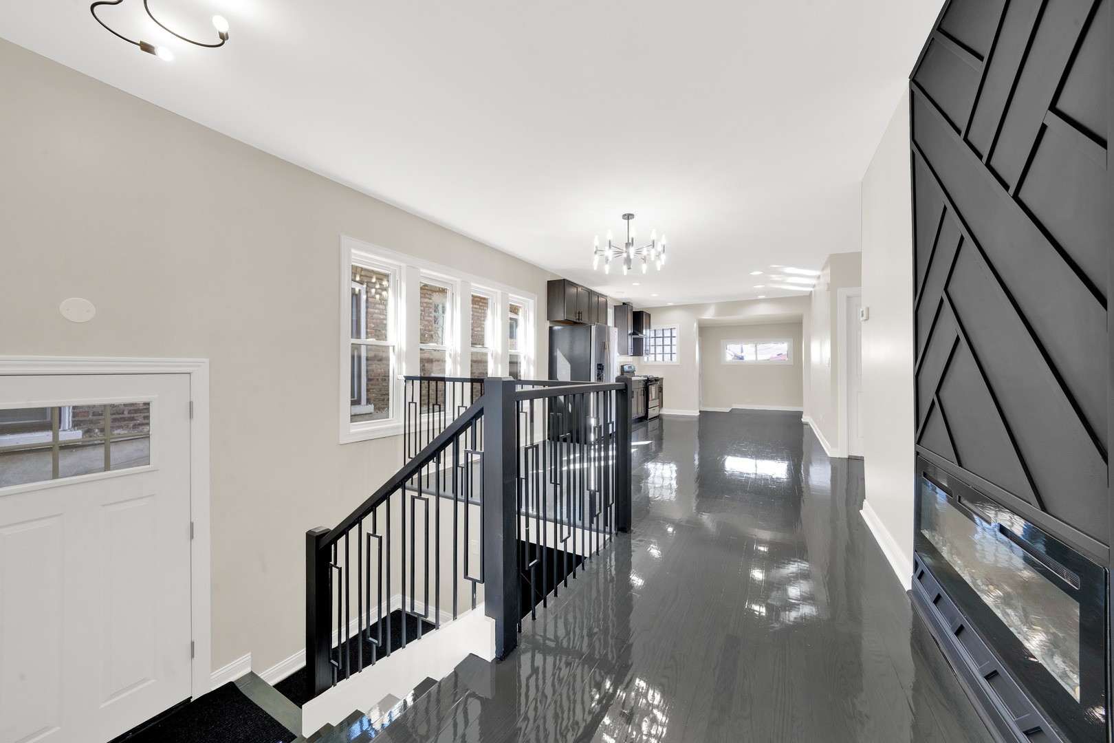 6010 South Richmond Street Chicago IL 60629