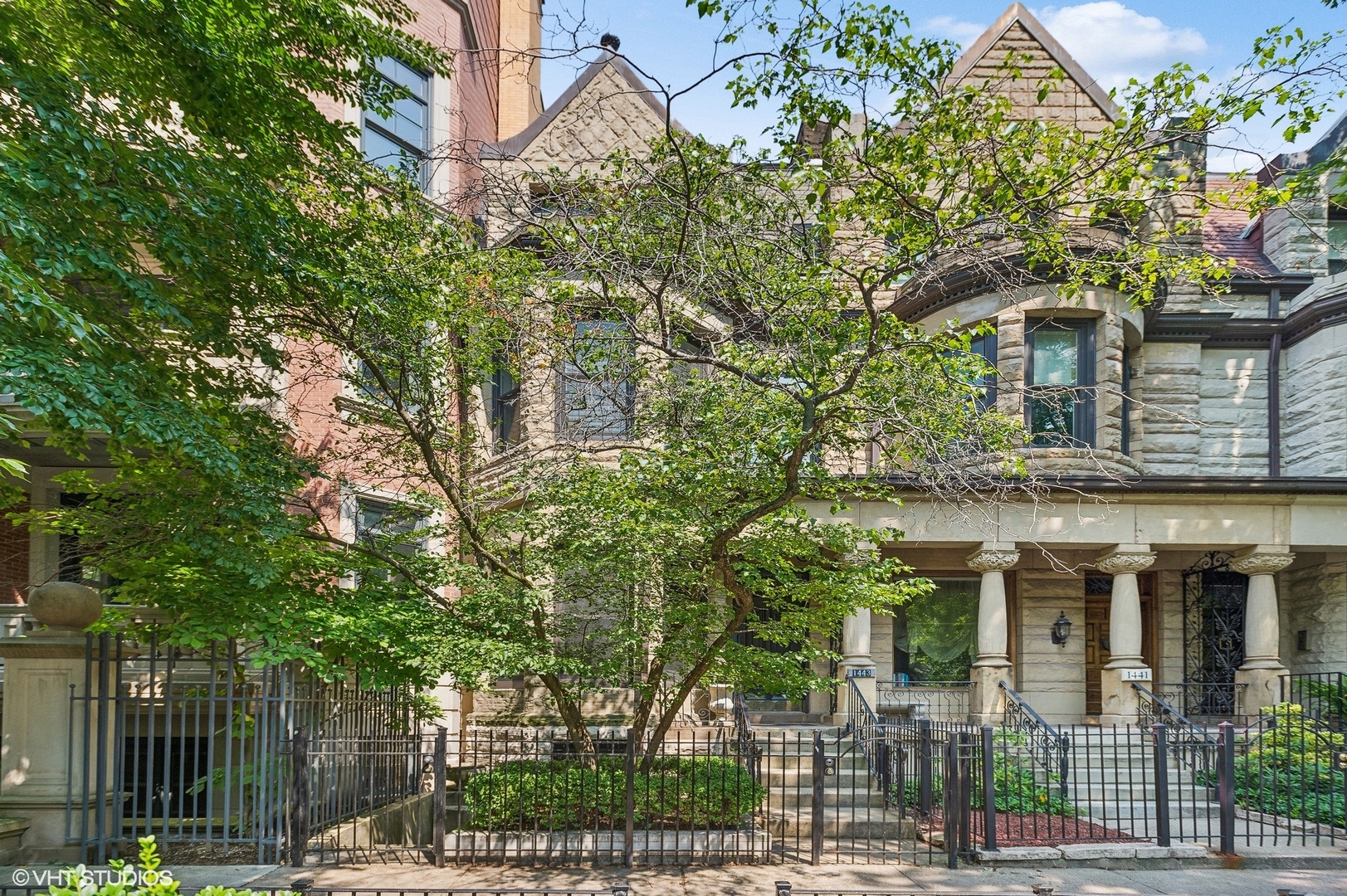 1443 North Dearborn Parkway Chicago IL 60610