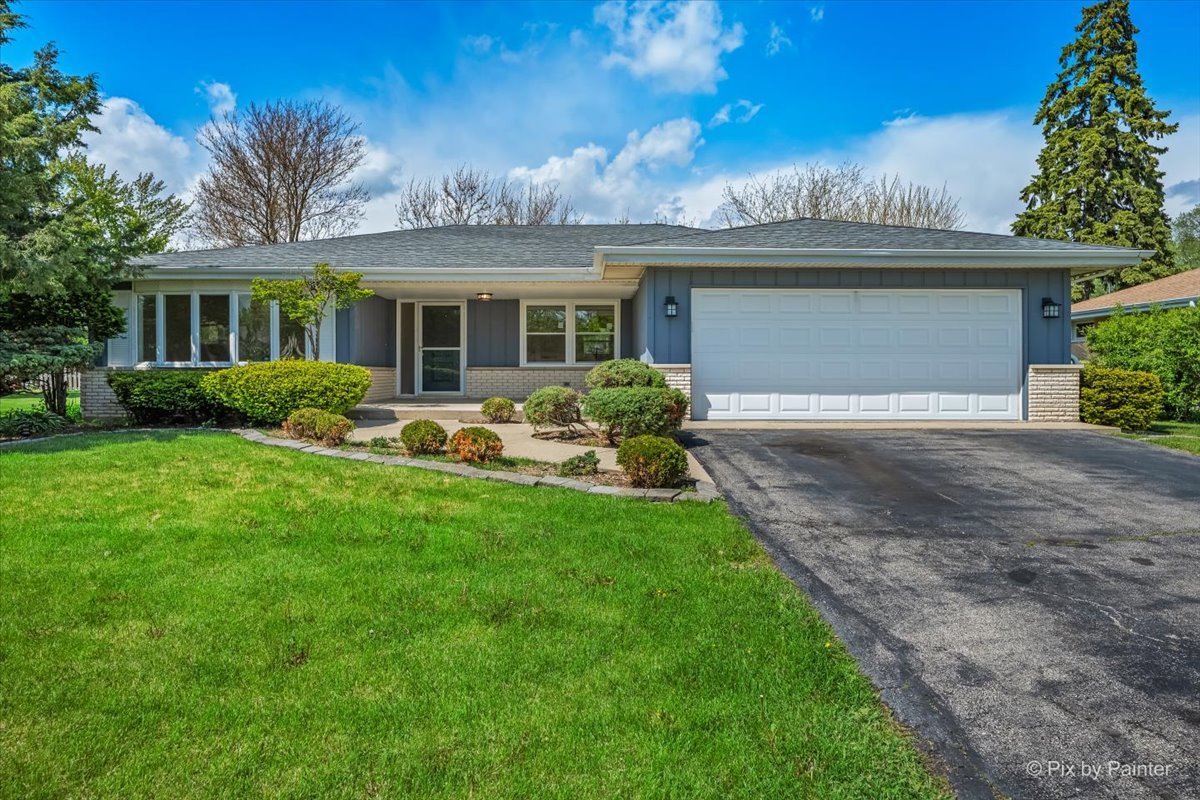 662 Orchard Court Roselle IL 60172