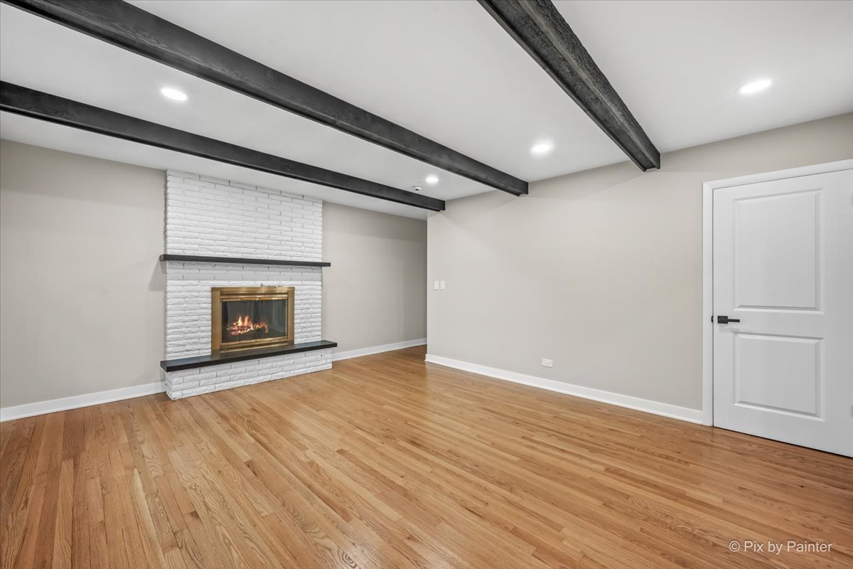662 Orchard Court Roselle IL 60172