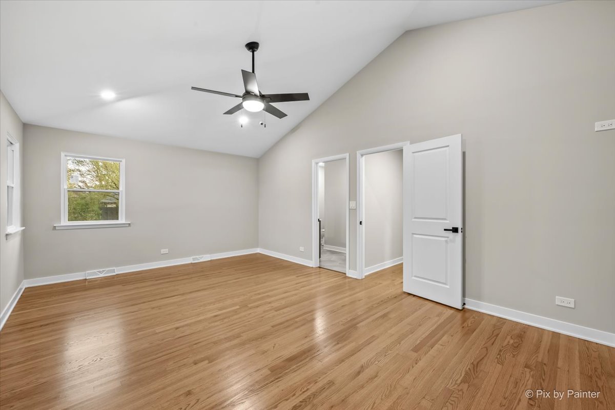 662 Orchard Court Roselle IL 60172