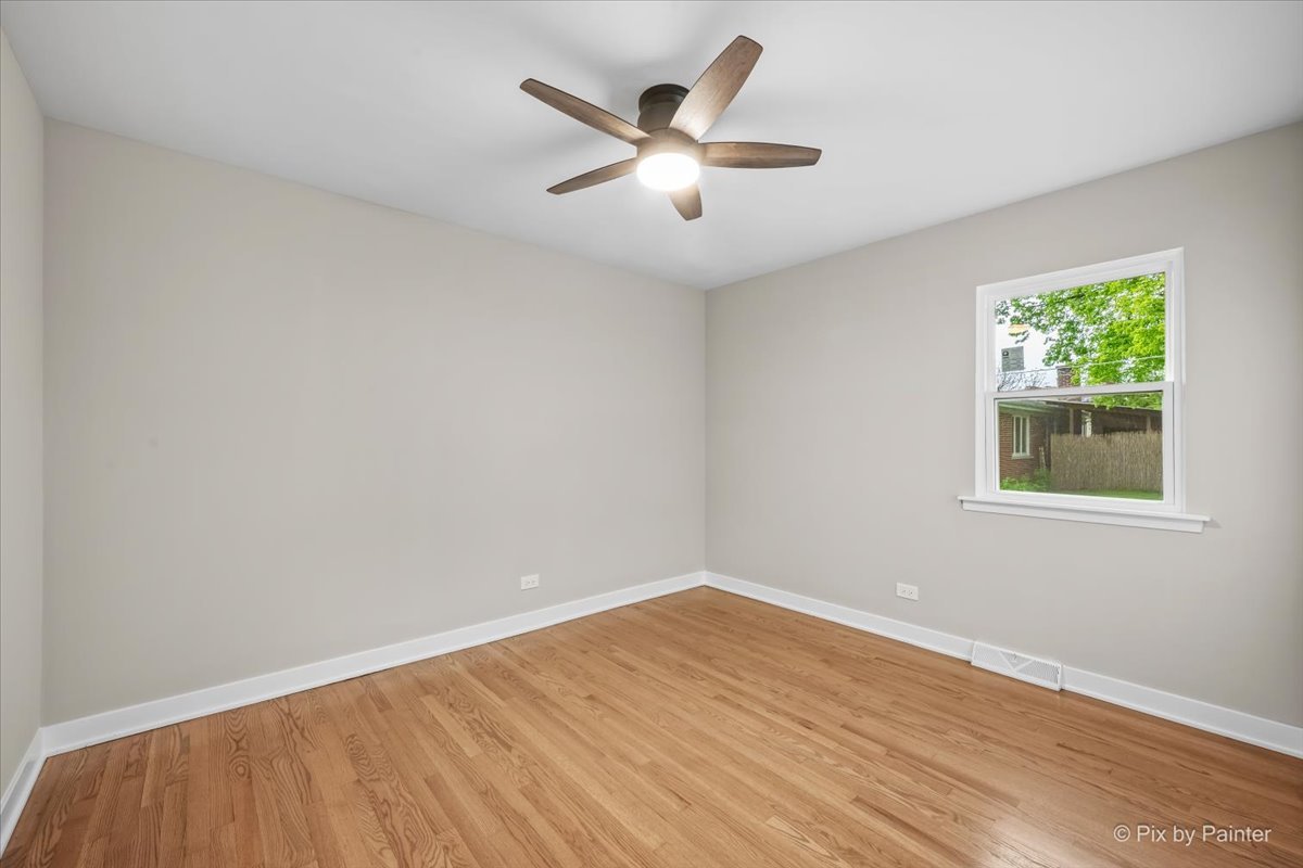 662 Orchard Court Roselle IL 60172