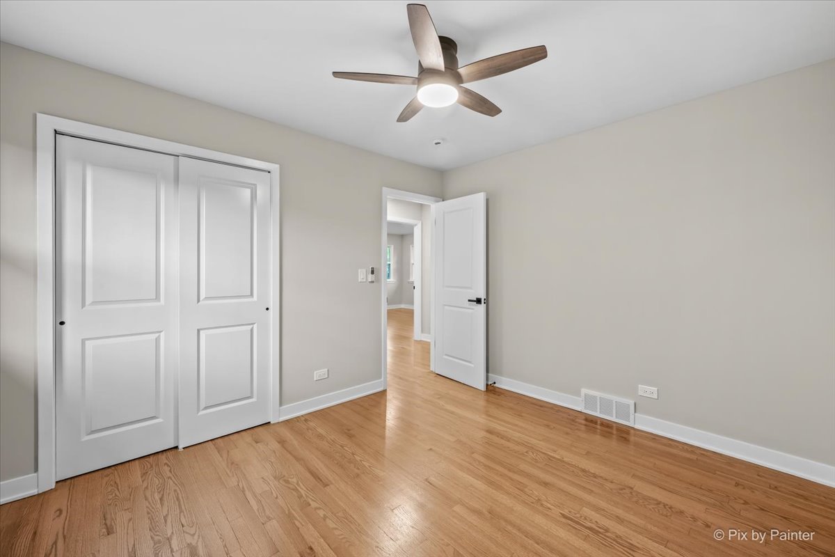 662 Orchard Court Roselle IL 60172