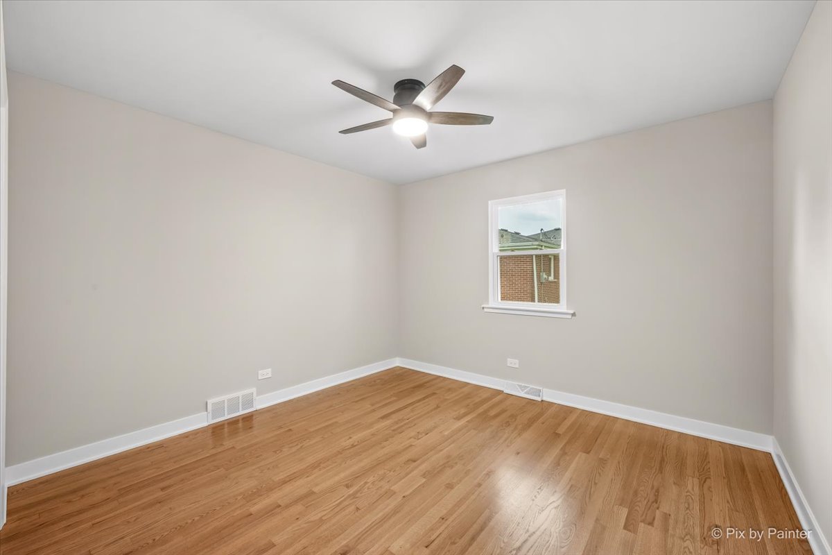 662 Orchard Court Roselle IL 60172