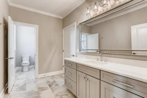 2 Alexandra Drive Mettawa IL 60048