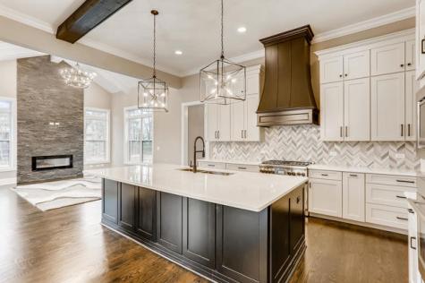 2 Alexandra Drive Mettawa IL 60048