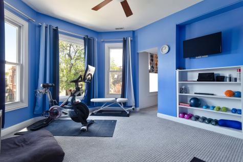 2255 North Avers Avenue Chicago IL 60647