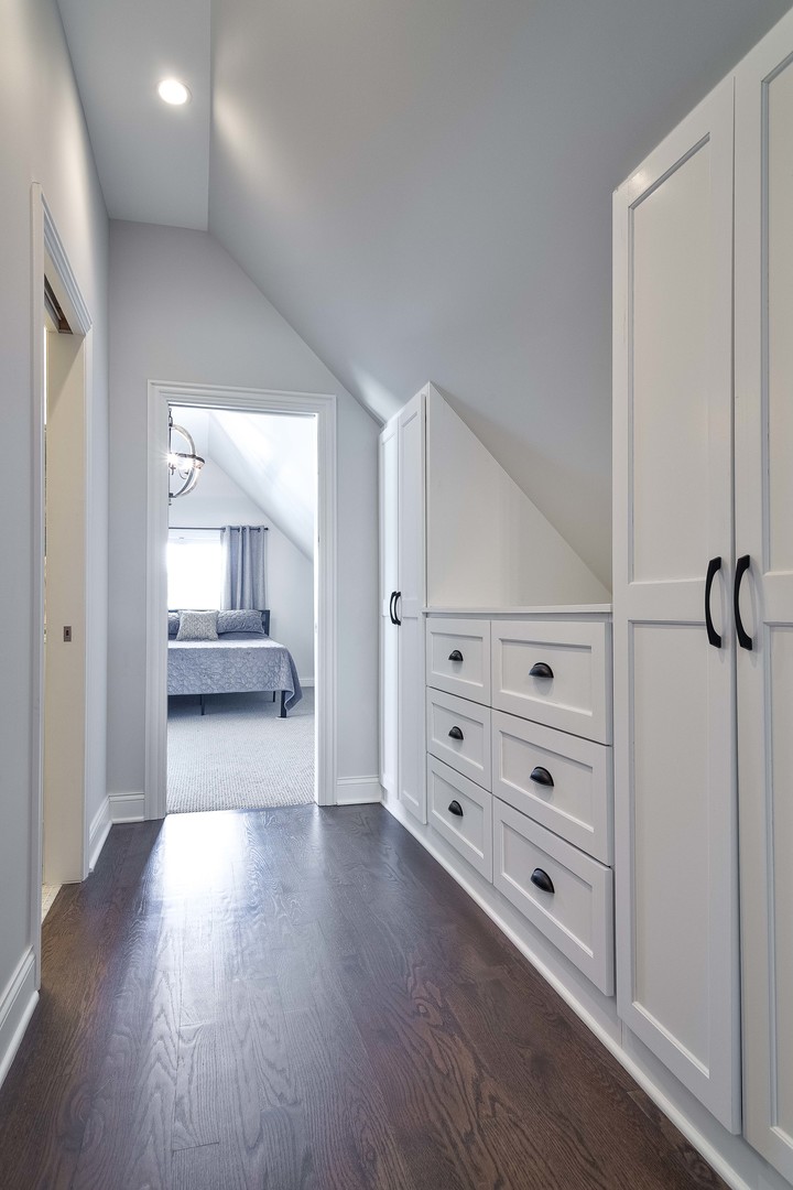 2255 North Avers Avenue Chicago IL 60647