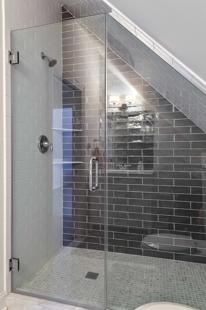 2255 North Avers Avenue Chicago IL 60647
