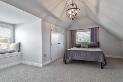 2255 North Avers Avenue Chicago IL 60647
