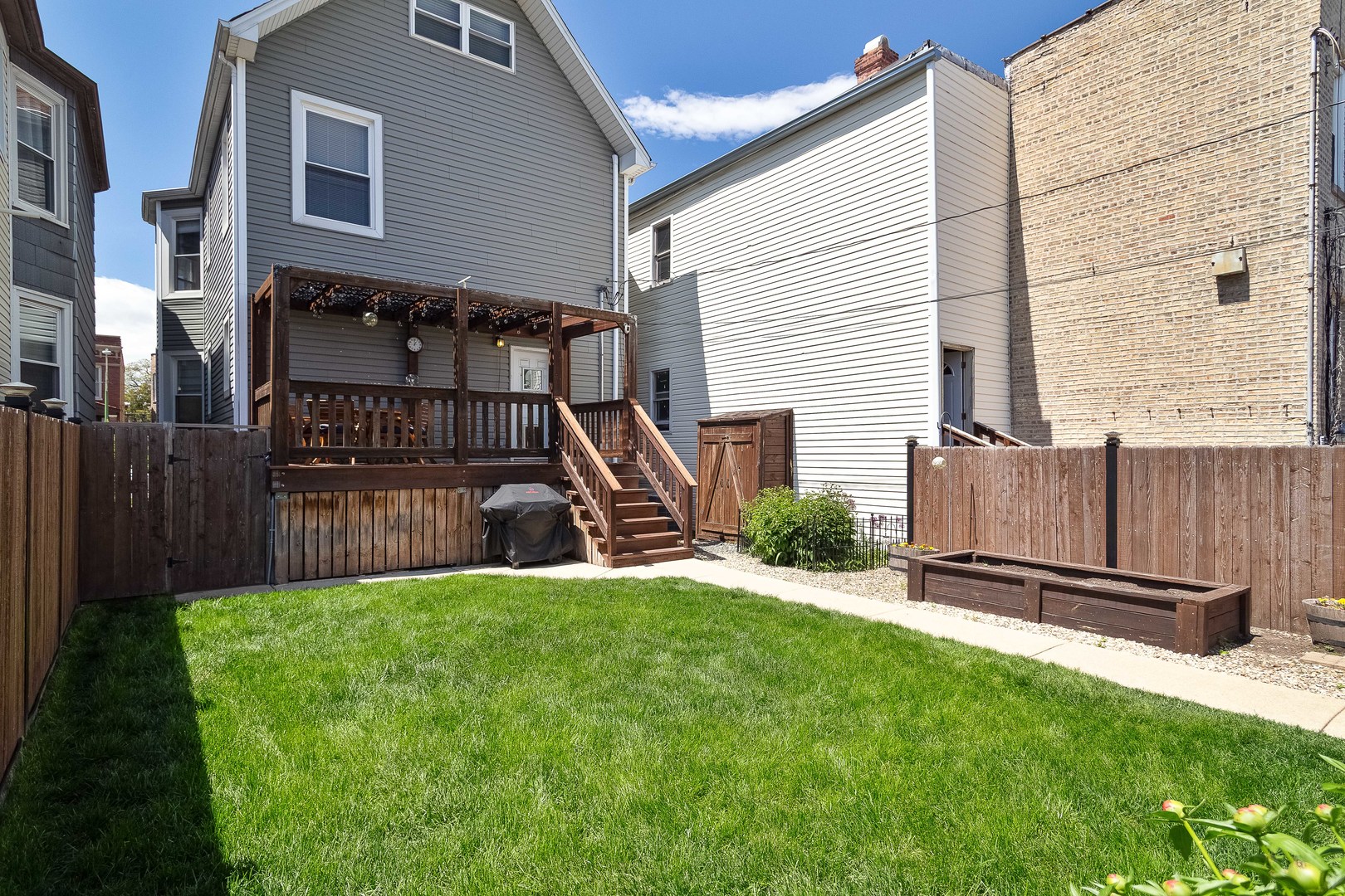 2255 North Avers Avenue Chicago IL 60647
