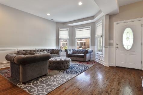 2255 North Avers Avenue Chicago IL 60647