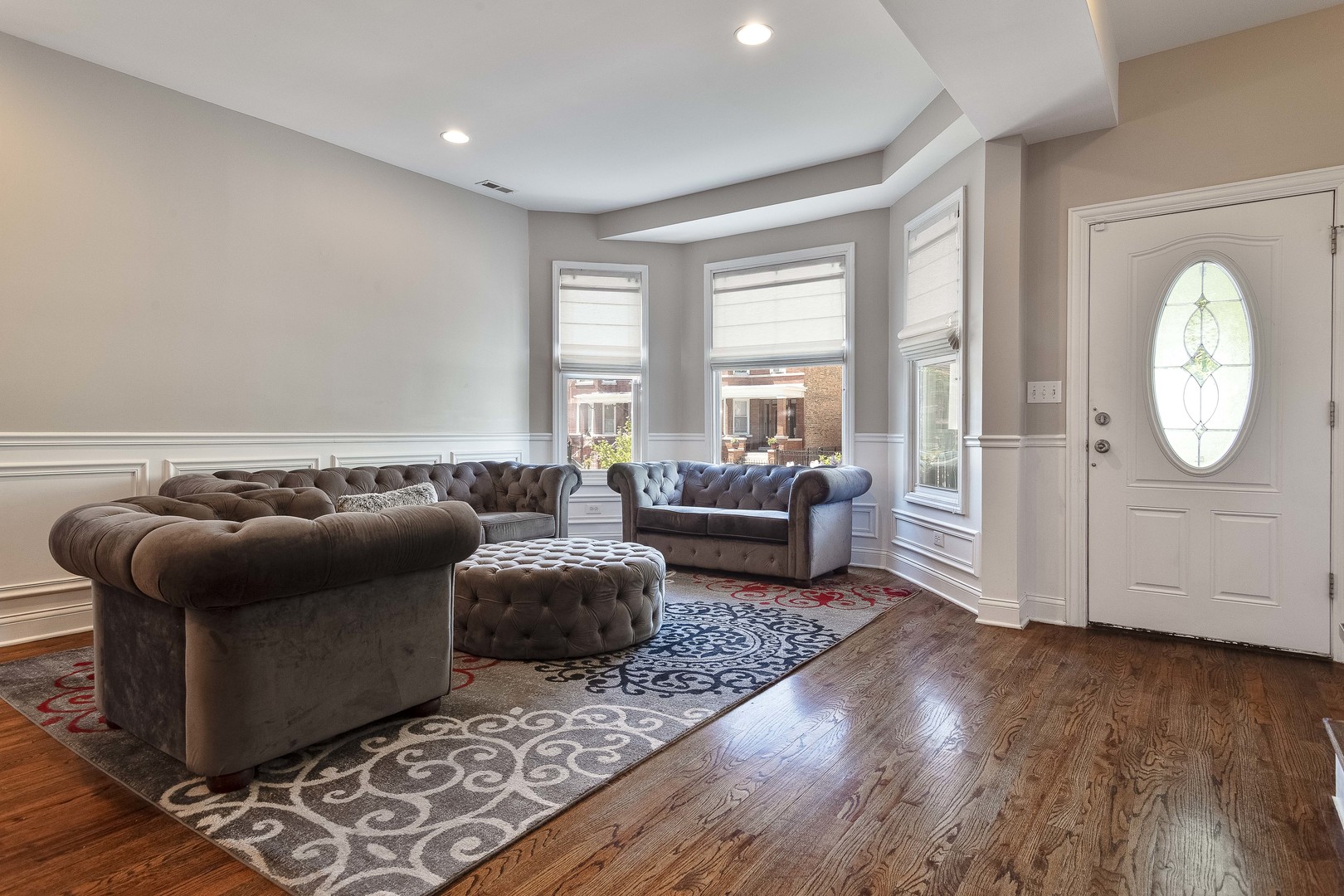 2255 North Avers Avenue Chicago IL 60647