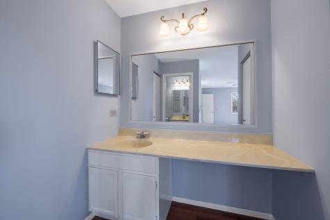 1008 Churchill Drive Naperville IL 60563